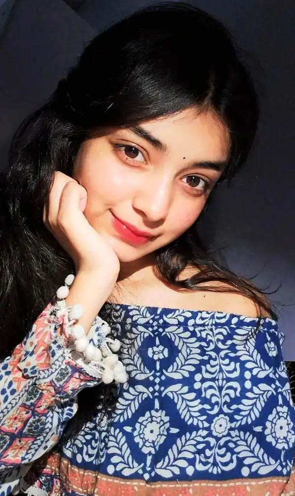 হিন্দু মেয়ে ট্রেনে চোদা